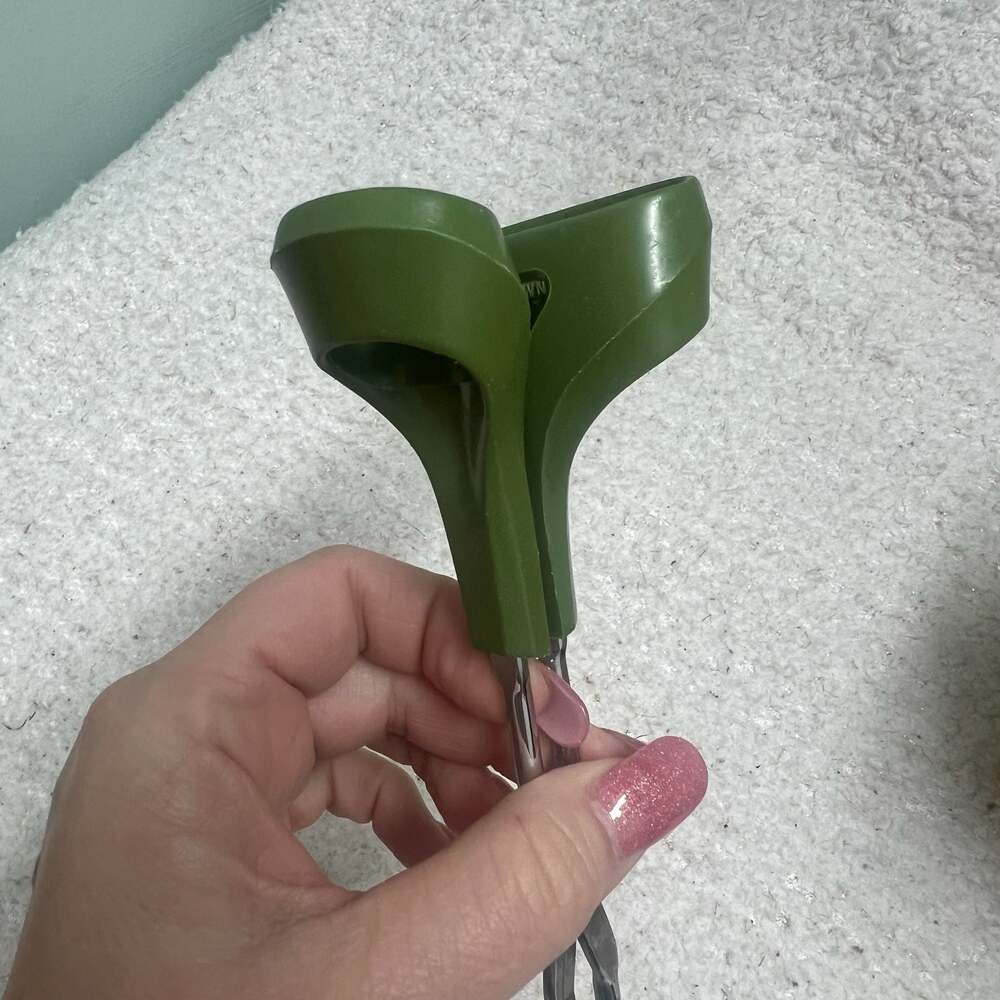 Vintage Mirro EarthGrown Avocado Green Handle Vertical Canning Tongs - Picture 7 of 9